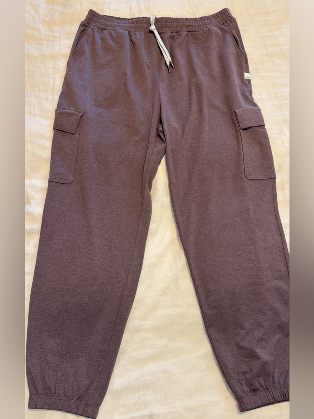 Vuori Boyfriend Cargo Joggers Size L